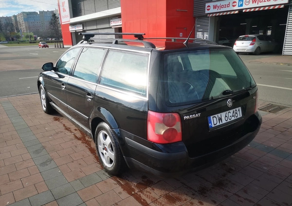 Volkswagen Passat cena 7900 przebieg: 344484, rok produkcji 2004 z Wrocław małe 154